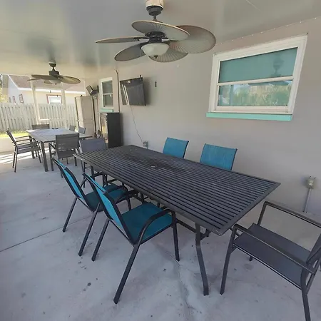 Pinellas Park Paradise